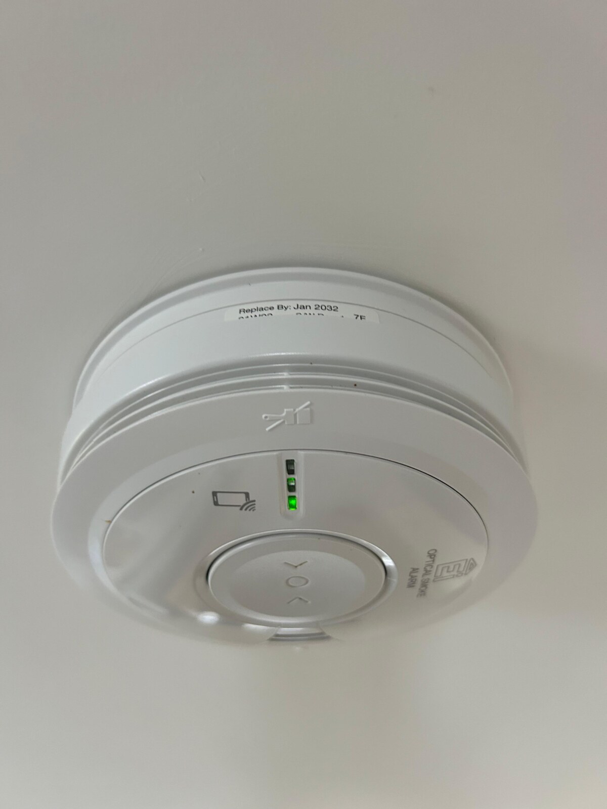 An EICR on a rented property in Exmouth. Replaced 2x old smoke detectors 7