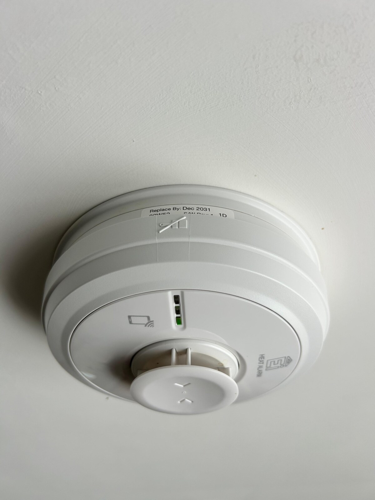 An EICR on a rented property in Exmouth. Replaced 2x old smoke detectors 8